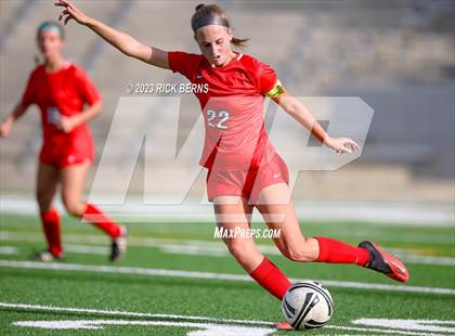 Thumbnail 2 in Klein vs The Woodlands (UIL6A Region 2 Area Playoff) photogallery.