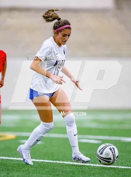 Thumbnail 3 in Klein vs The Woodlands (UIL6A Region 2 Area Playoff) photogallery.