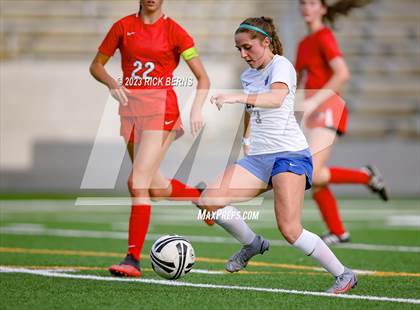 Thumbnail 1 in Klein vs The Woodlands (UIL6A Region 2 Area Playoff) photogallery.