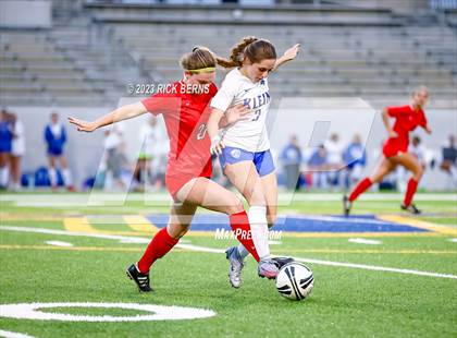 Thumbnail 1 in Klein vs The Woodlands (UIL6A Region 2 Area Playoff) photogallery.