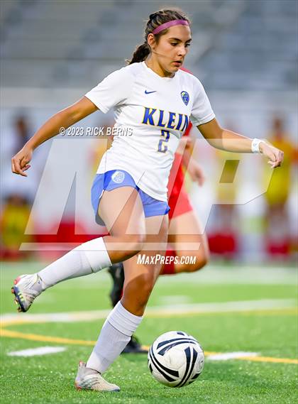Thumbnail 1 in Klein vs The Woodlands (UIL6A Region 2 Area Playoff) photogallery.