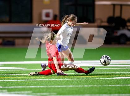Thumbnail 1 in Klein vs The Woodlands (UIL6A Region 2 Area Playoff) photogallery.