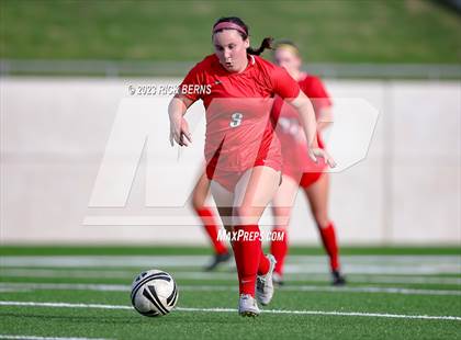 Thumbnail 2 in Klein vs The Woodlands (UIL6A Region 2 Area Playoff) photogallery.