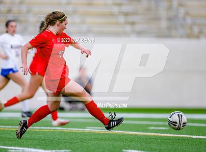 Thumbnail 1 in Klein vs The Woodlands (UIL6A Region 2 Area Playoff) photogallery.