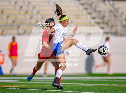 Thumbnail 2 in Klein vs The Woodlands (UIL6A Region 2 Area Playoff) photogallery.
