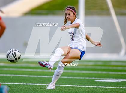 Thumbnail 1 in Klein vs The Woodlands (UIL6A Region 2 Area Playoff) photogallery.
