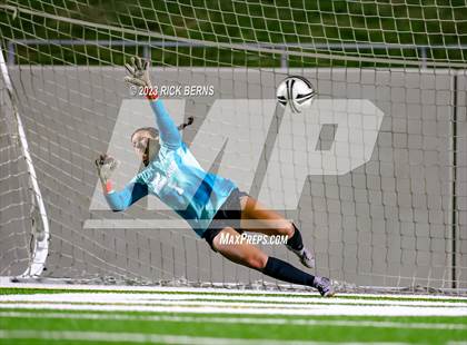 Thumbnail 1 in Klein vs The Woodlands (UIL6A Region 2 Area Playoff) photogallery.
