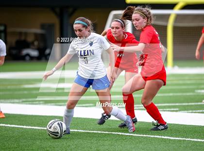 Thumbnail 2 in Klein vs The Woodlands (UIL6A Region 2 Area Playoff) photogallery.