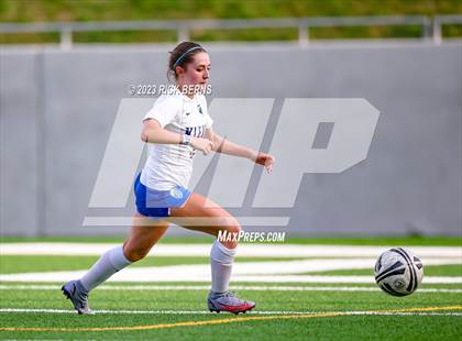 Thumbnail 1 in Klein vs The Woodlands (UIL6A Region 2 Area Playoff) photogallery.