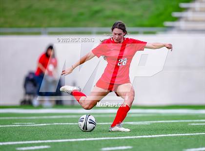 Thumbnail 2 in Klein vs The Woodlands (UIL6A Region 2 Area Playoff) photogallery.