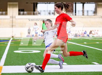 Thumbnail 3 in Klein vs The Woodlands (UIL6A Region 2 Area Playoff) photogallery.
