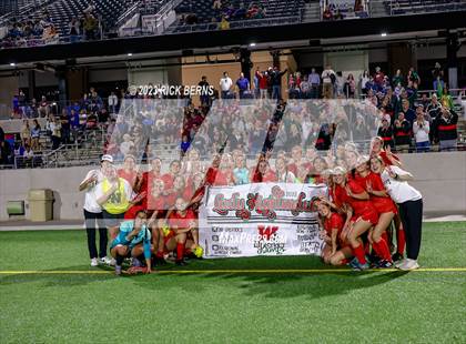 Thumbnail 2 in Klein vs The Woodlands (UIL6A Region 2 Area Playoff) photogallery.