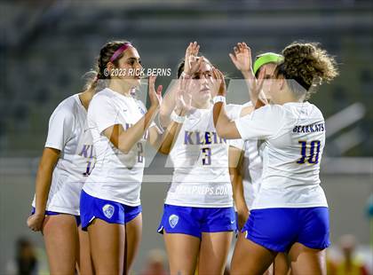 Thumbnail 1 in Klein vs The Woodlands (UIL6A Region 2 Area Playoff) photogallery.