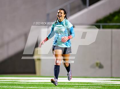 Thumbnail 2 in Klein vs The Woodlands (UIL6A Region 2 Area Playoff) photogallery.
