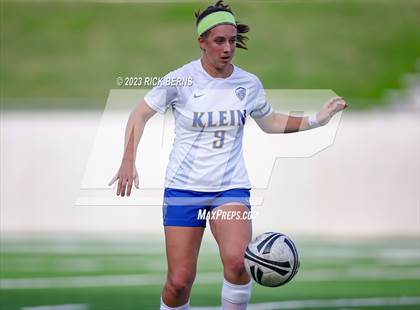 Thumbnail 3 in Klein vs The Woodlands (UIL6A Region 2 Area Playoff) photogallery.