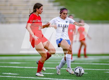 Thumbnail 2 in Klein vs The Woodlands (UIL6A Region 2 Area Playoff) photogallery.