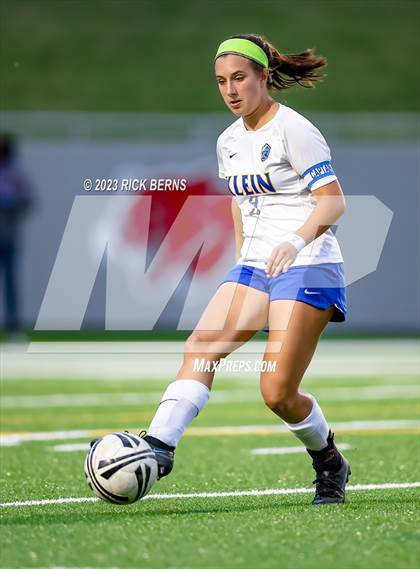 Thumbnail 2 in Klein vs The Woodlands (UIL6A Region 2 Area Playoff) photogallery.