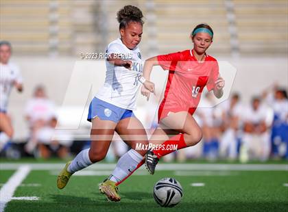 Thumbnail 3 in Klein vs The Woodlands (UIL6A Region 2 Area Playoff) photogallery.