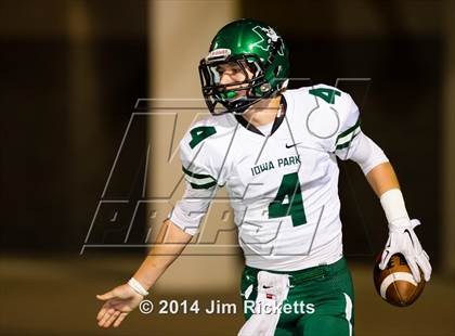 Thumbnail 2 in Iowa Park vs. Venus (UIL 4A Division 2 Region 1 Area Playoff) photogallery.