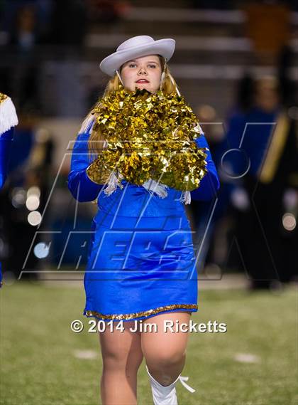 Thumbnail 2 in Iowa Park vs. Venus (UIL 4A Division 2 Region 1 Area Playoff) photogallery.