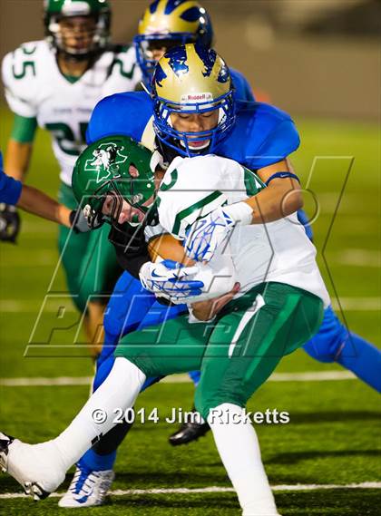 Thumbnail 2 in Iowa Park vs. Venus (UIL 4A Division 2 Region 1 Area Playoff) photogallery.