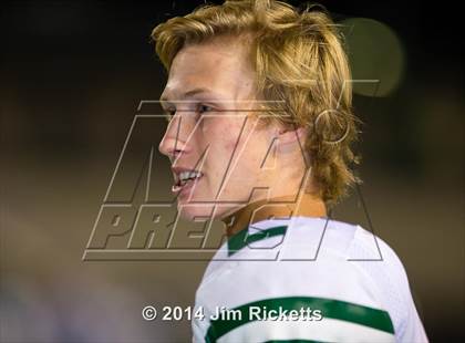 Thumbnail 3 in Iowa Park vs. Venus (UIL 4A Division 2 Region 1 Area Playoff) photogallery.