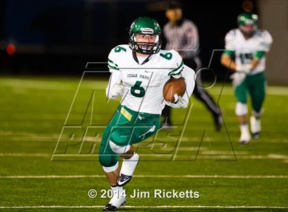Thumbnail 1 in Iowa Park vs. Venus (UIL 4A Division 2 Region 1 Area Playoff) photogallery.