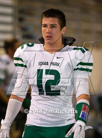 Thumbnail 2 in Iowa Park vs. Venus (UIL 4A Division 2 Region 1 Area Playoff) photogallery.