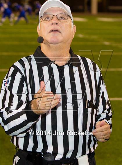 Thumbnail 2 in Iowa Park vs. Venus (UIL 4A Division 2 Region 1 Area Playoff) photogallery.