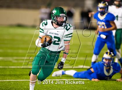 Thumbnail 3 in Iowa Park vs. Venus (UIL 4A Division 2 Region 1 Area Playoff) photogallery.