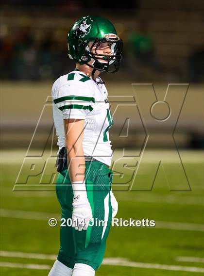 Thumbnail 2 in Iowa Park vs. Venus (UIL 4A Division 2 Region 1 Area Playoff) photogallery.