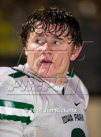 Thumbnail 1 in Iowa Park vs. Venus (UIL 4A Division 2 Region 1 Area Playoff) photogallery.