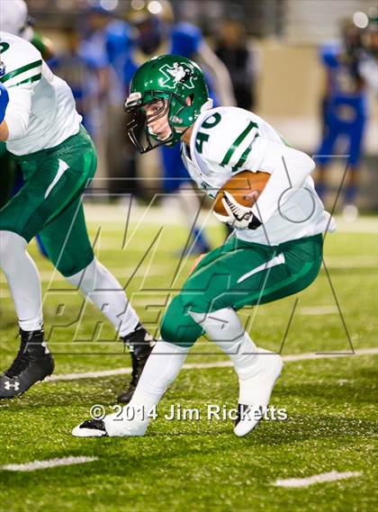 Thumbnail 3 in Iowa Park vs. Venus (UIL 4A Division 2 Region 1 Area Playoff) photogallery.