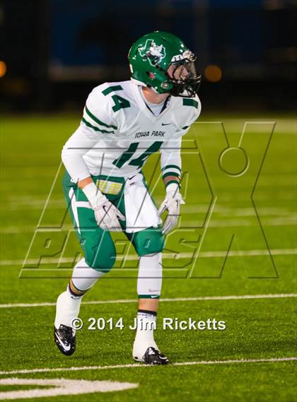 Thumbnail 2 in Iowa Park vs. Venus (UIL 4A Division 2 Region 1 Area Playoff) photogallery.