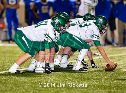 Thumbnail 1 in Iowa Park vs. Venus (UIL 4A Division 2 Region 1 Area Playoff) photogallery.