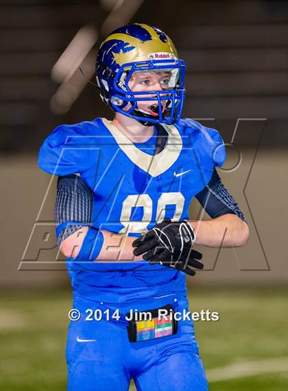 Thumbnail 3 in Iowa Park vs. Venus (UIL 4A Division 2 Region 1 Area Playoff) photogallery.