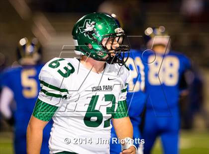 Thumbnail 2 in Iowa Park vs. Venus (UIL 4A Division 2 Region 1 Area Playoff) photogallery.