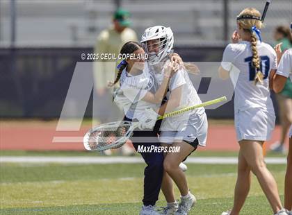 Thumbnail 2 in Cambridge vs. Blessed Trinity (GHSA Division 1 Championship) photogallery.