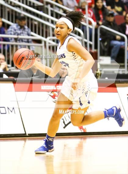Thumbnail 2 in Page vs. Valley Christian (AIA D3 Final) photogallery.