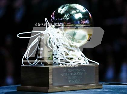 Thumbnail 2 in Page vs. Valley Christian (AIA D3 Final) photogallery.