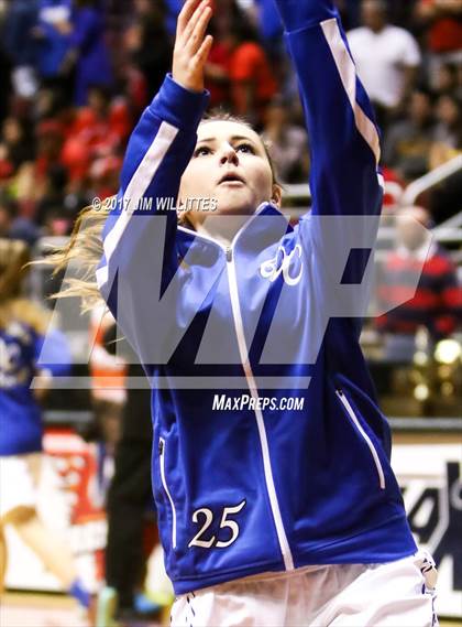 Thumbnail 2 in Page vs. Valley Christian (AIA D3 Final) photogallery.