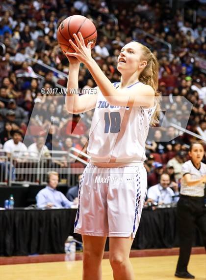 Thumbnail 3 in Page vs. Valley Christian (AIA D3 Final) photogallery.