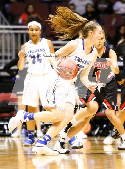 Thumbnail 1 in Page vs. Valley Christian (AIA D3 Final) photogallery.