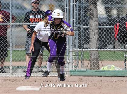 Thumbnail 2 in Amador Valley vs. Carondelet photogallery.