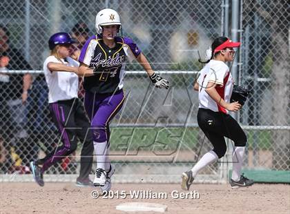 Thumbnail 2 in Amador Valley vs. Carondelet photogallery.