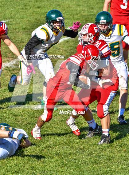Thumbnail 1 in Finney @ Red Jacket (NYSPHSAA 8-Man Quarterfinal) photogallery.