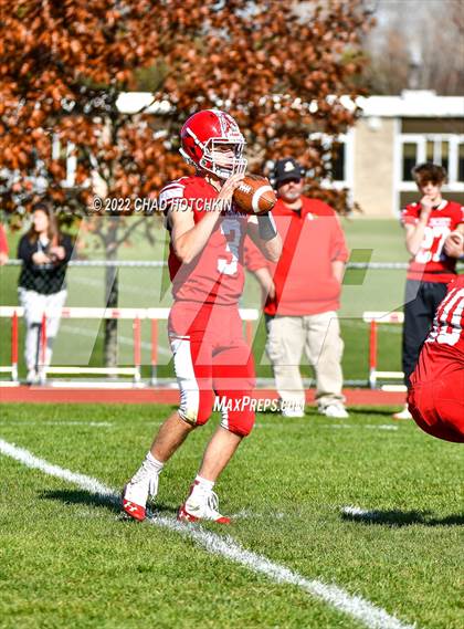 Thumbnail 3 in Finney @ Red Jacket (NYSPHSAA 8-Man Quarterfinal) photogallery.