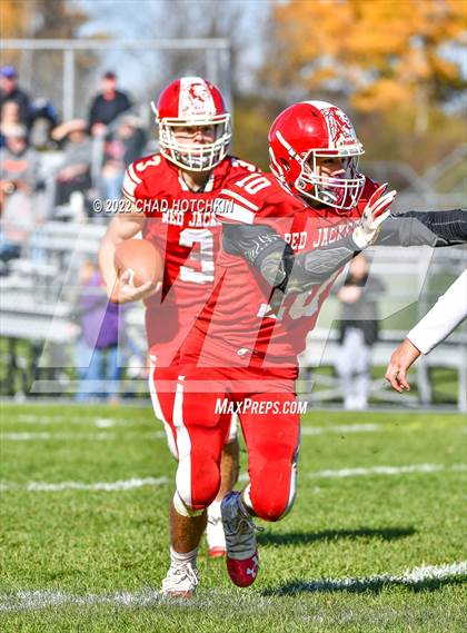 Thumbnail 1 in Finney @ Red Jacket (NYSPHSAA 8-Man Quarterfinal) photogallery.