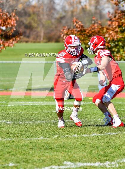 Thumbnail 2 in Finney @ Red Jacket (NYSPHSAA 8-Man Quarterfinal) photogallery.