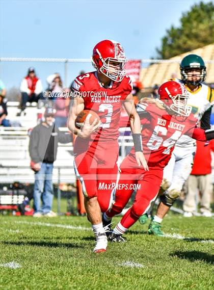 Thumbnail 3 in Finney @ Red Jacket (NYSPHSAA 8-Man Quarterfinal) photogallery.